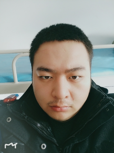 负重前行的第一张照片--福安相亲网