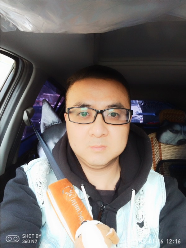 香烟最懂男人心的第一张照片--福安相亲网