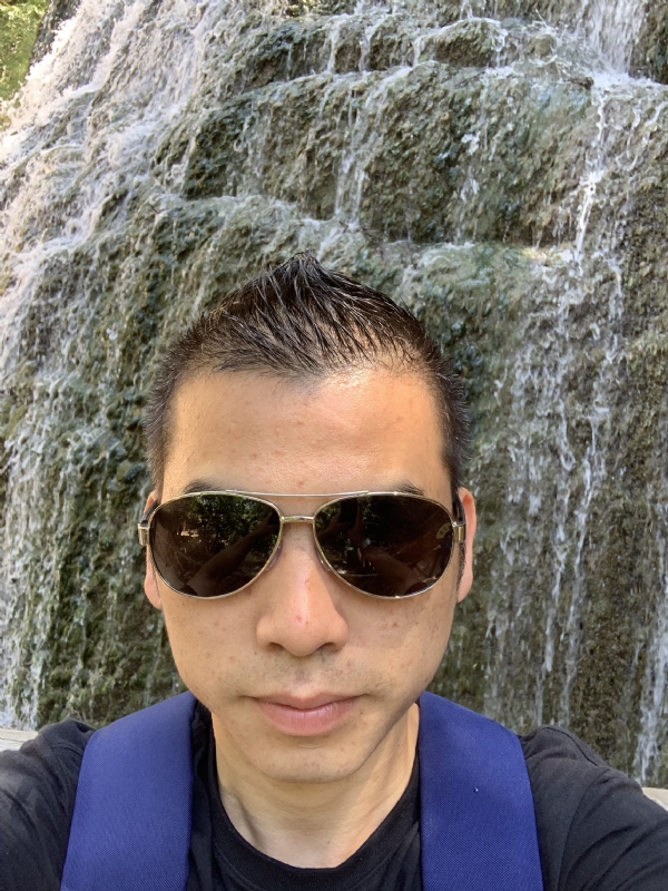 高兴的第二张照片--福安相亲网