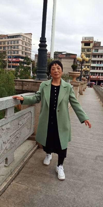 小玲的第一张照片--福安相亲网