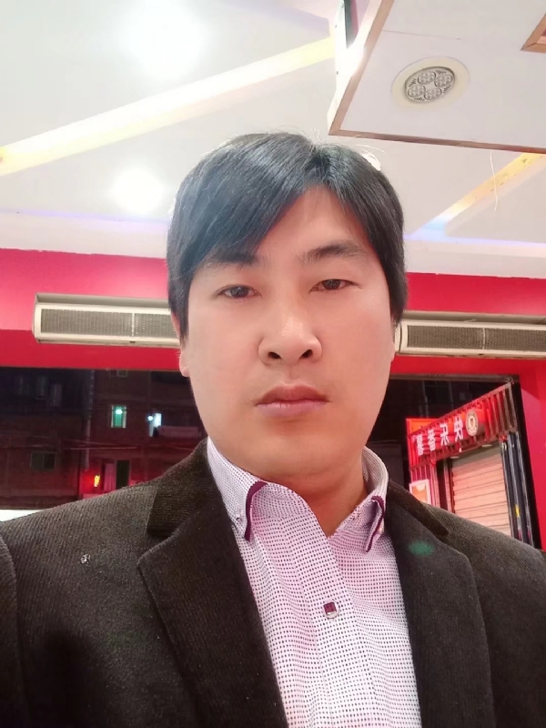 奔跑的第二张照片--福安相亲网