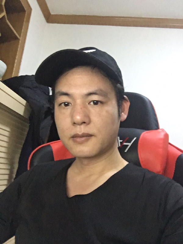 扛枪打鸟的第一张照片--福安相亲网