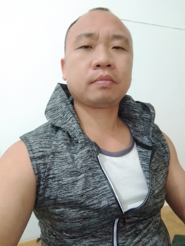 whm的第二张照片--福安相亲网