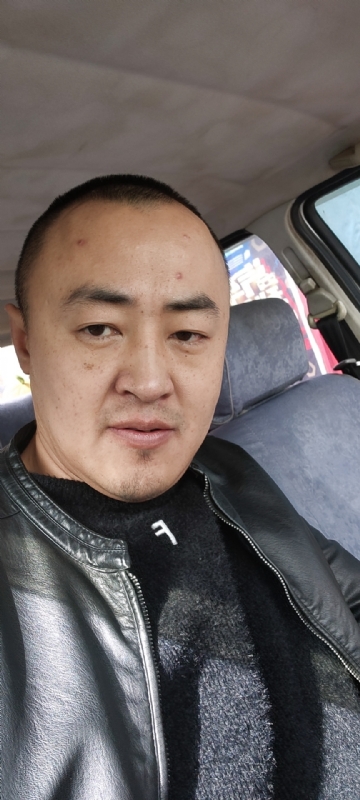 精神九哥的第一张照片--福安相亲网