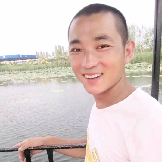为你等候的第一张照片--福安相亲网