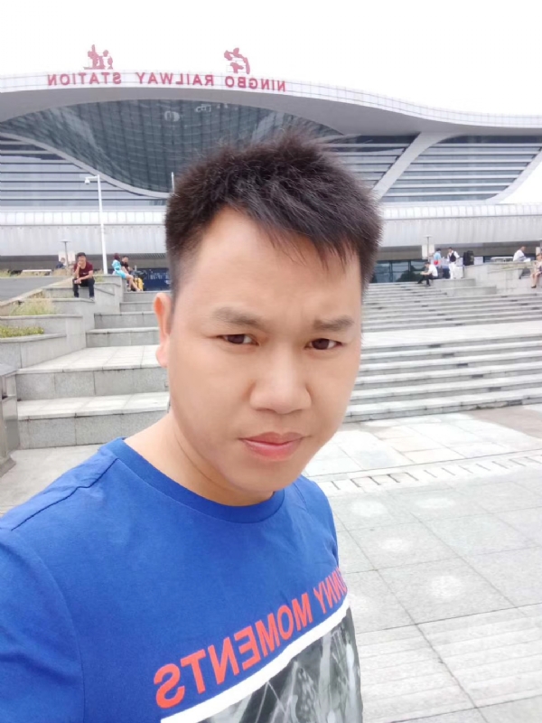 笑对人生的第一张照片--福安相亲网