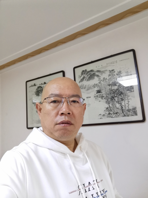 光头博士的第一张照片--福安相亲网