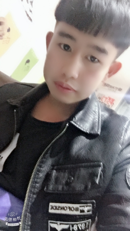 军绿色的第一张照片--福安相亲网
