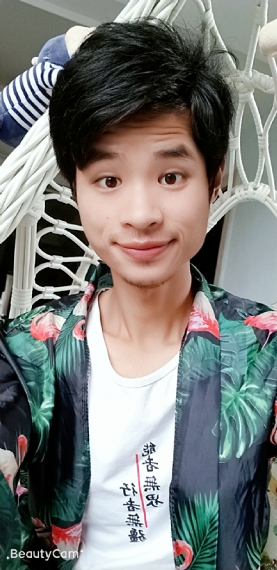 靠谱在联系的第一张照片--福安相亲网