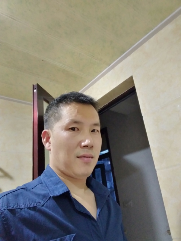 余生搀扶走的第一张照片--福安相亲网