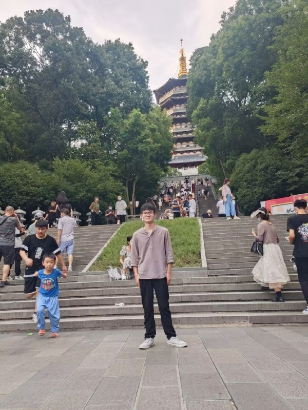 阳光男孩的第五张照片--福安相亲网
