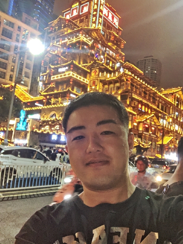 钢铁侠的第一张照片--福安相亲网