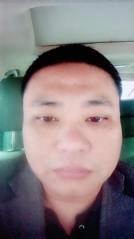 向日葵的第一张照片--福安相亲网