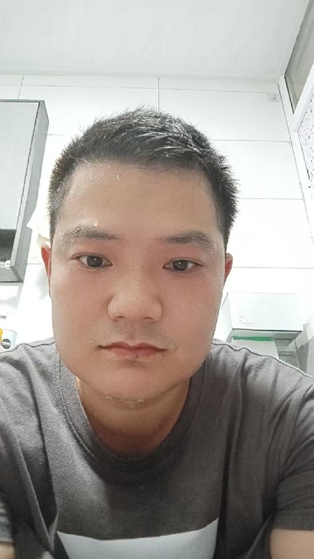 皓月当空的第一张照片--福安相亲网