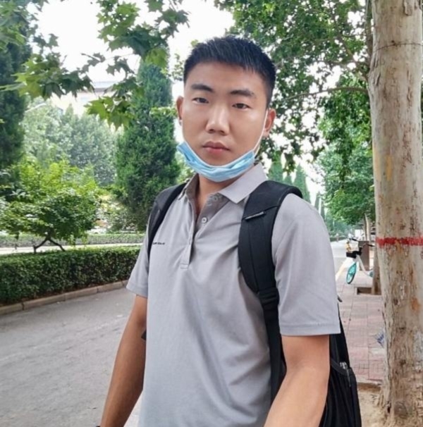 90年男征婚的第一张照片--福安相亲网