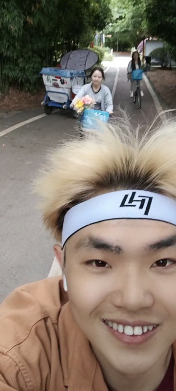 求安稳的第一张照片--福安相亲网